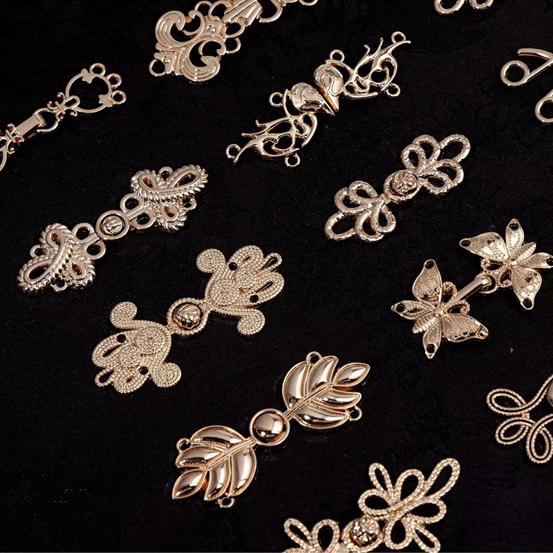 5pcs Retro Metal Button Sweate - Flower Frog Pin 评论和价格
