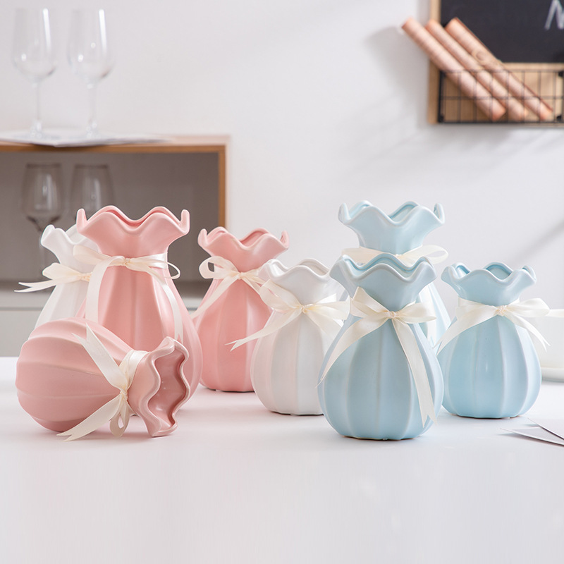 Minimalist Nordic Ceramic Vase - Florist Supply Store 评论和价格