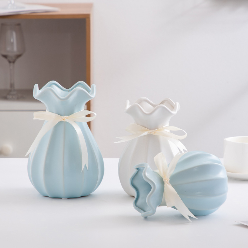 Minimalist Nordic Ceramic Vase - Florist Supply Store 评论和价格